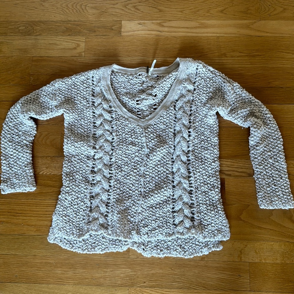 Free people vneck sweater- so cozy
